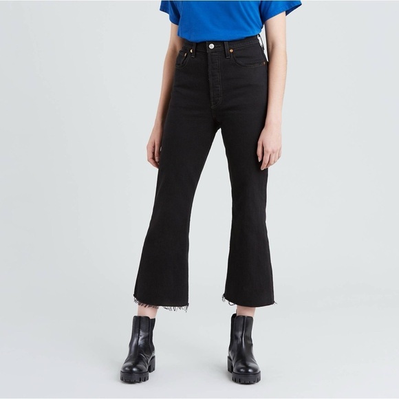 Levi’s Big E Premium Ribcage Crop Flare – High Waisted – Black – Size 25 - Picture 4 of 14